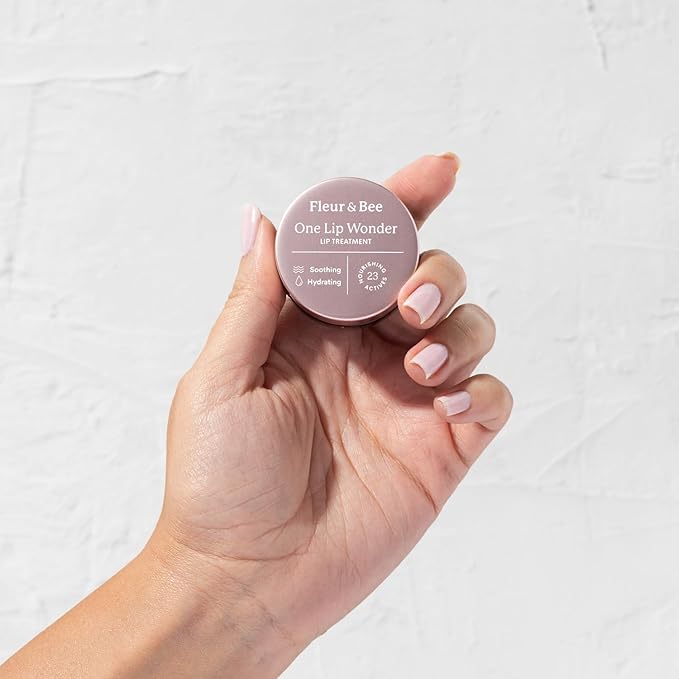 Peptide Lip Treatment with Anti-Aging Benefits oz)