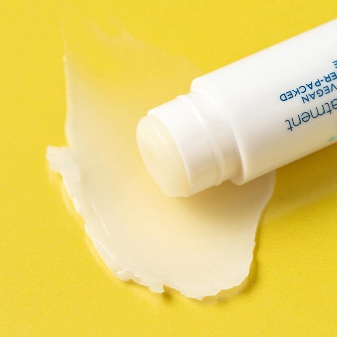 M-61 Hydraboost Lip Treatment SPF 45 aloe